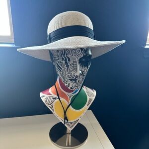 Sun Hat woven with ties